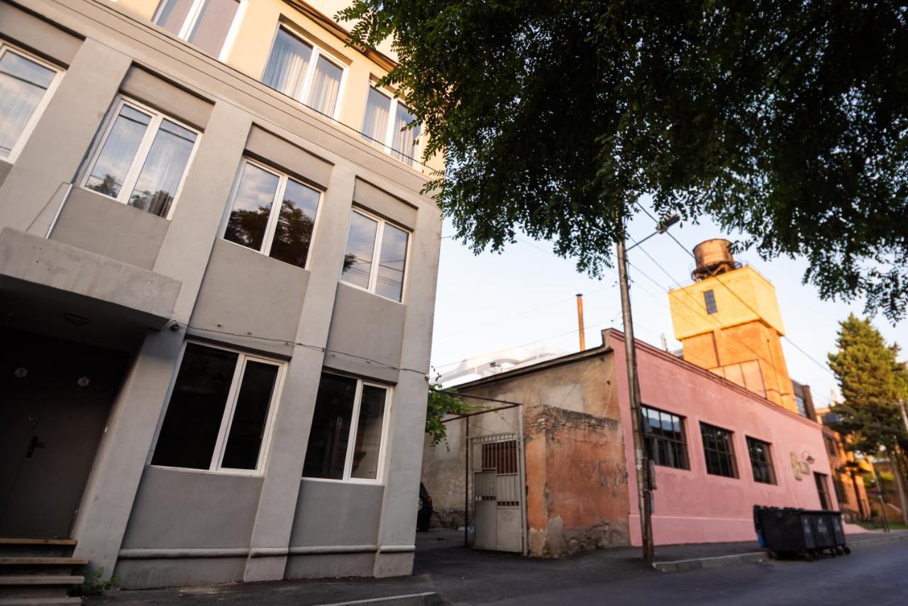 Dazhotels Tbiliszi Kültér fotó