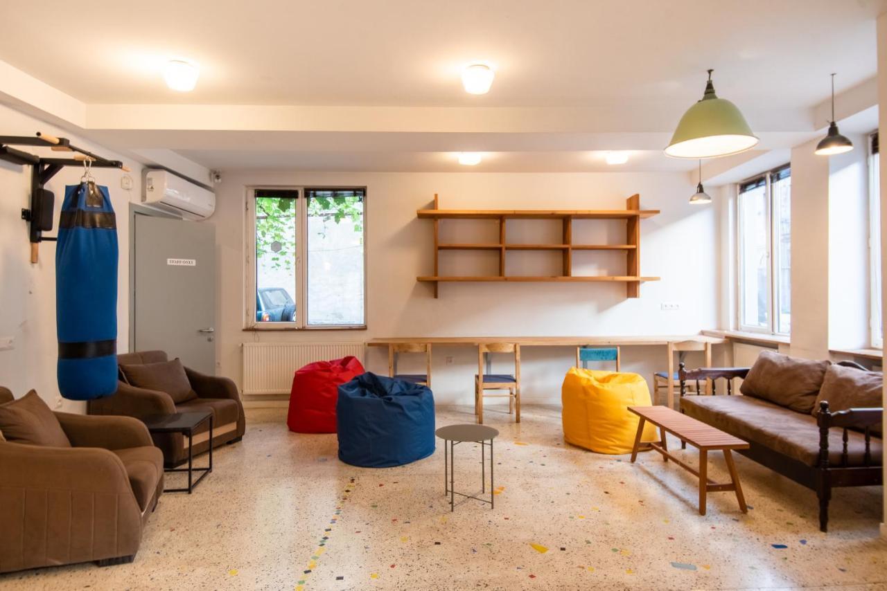 Dazhotels Tbiliszi Kültér fotó